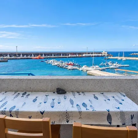 Guestready - Beachfront Apartment Panoramic Views 아파트 *