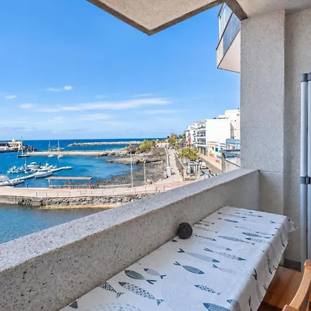 Guestready - Beachfront Apartment Panoramic Views
