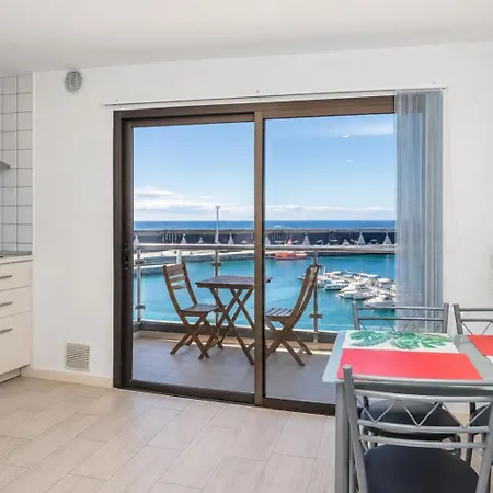 Guestready - Beachfront Apartment Panoramic Views