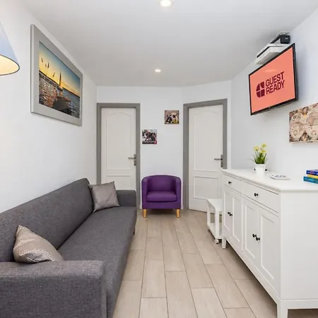 Guestready - Beachfront Apartment Panoramic Views * 라 레스팅가