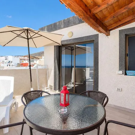 Guestready - Beachfront Apartment Panoramic Views *