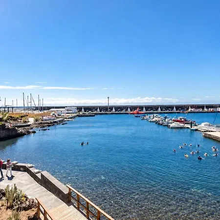 Guestready - Beachfront Apartment Panoramic Views *