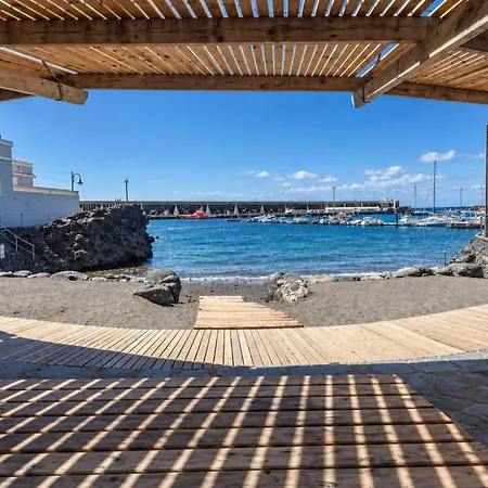 Guestready - Beachfront Apartment Panoramic Views